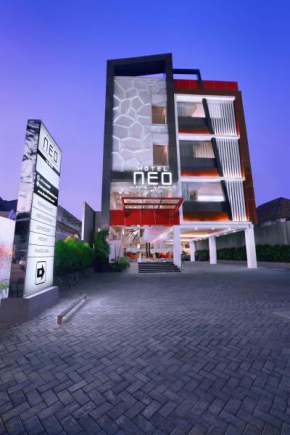 Hotel Neo Gubeng by ASTON
